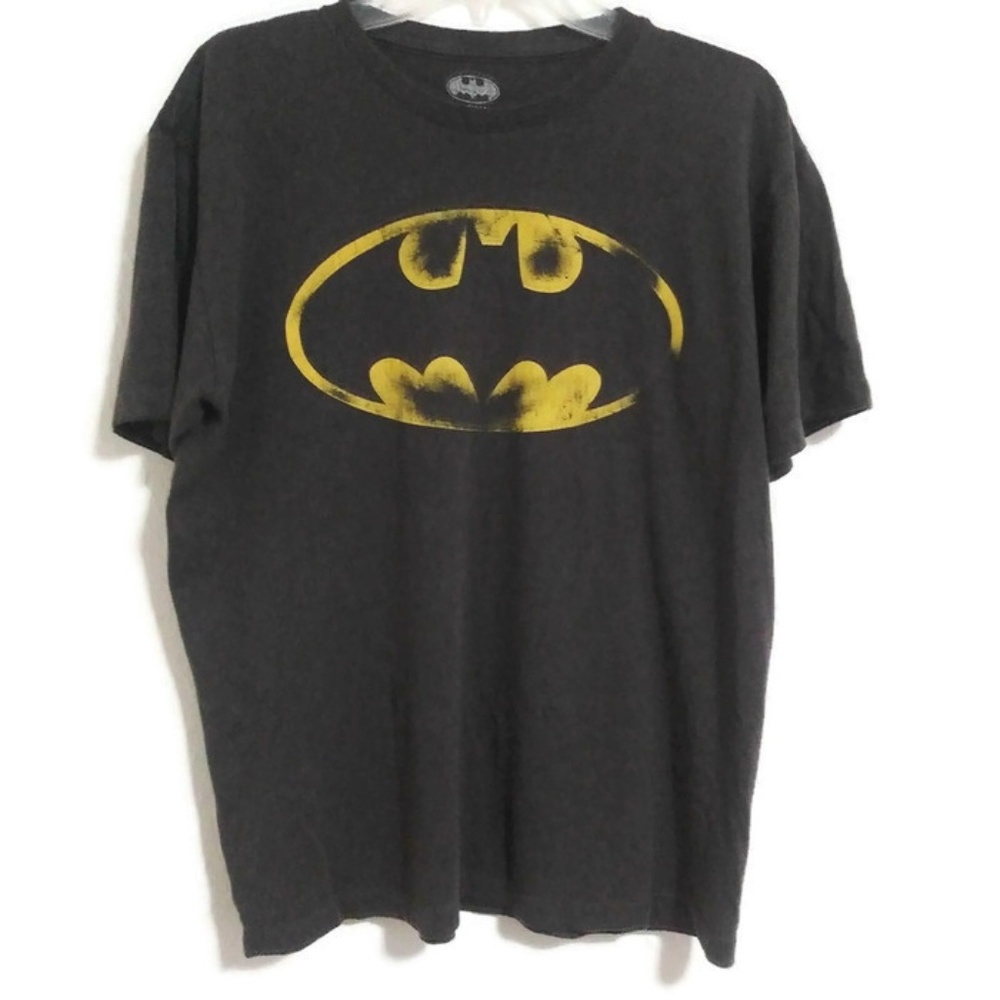 Bundle 3/$30 NWOT DC Comics BATMAN Shirt Black M